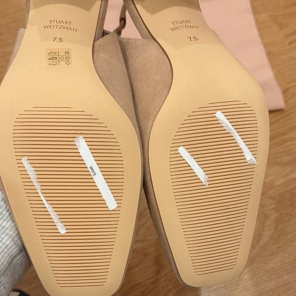 Stuart Weitzman Beige Slingback Heels with Pearl Detail - Picture 5 of 6
